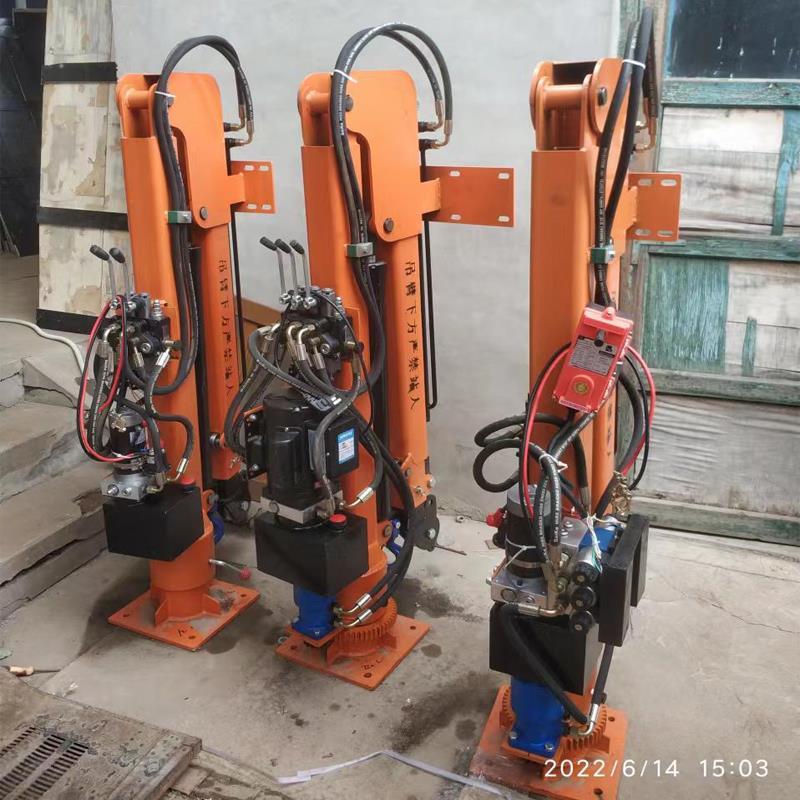 张家界市重汽蓝牌随车吊 3.2吨 国六动力强 液压驱动 农用自卸起重机